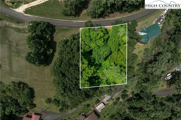 $54,000 | Lot 5 Lake Ridge, Butler, TN 37640