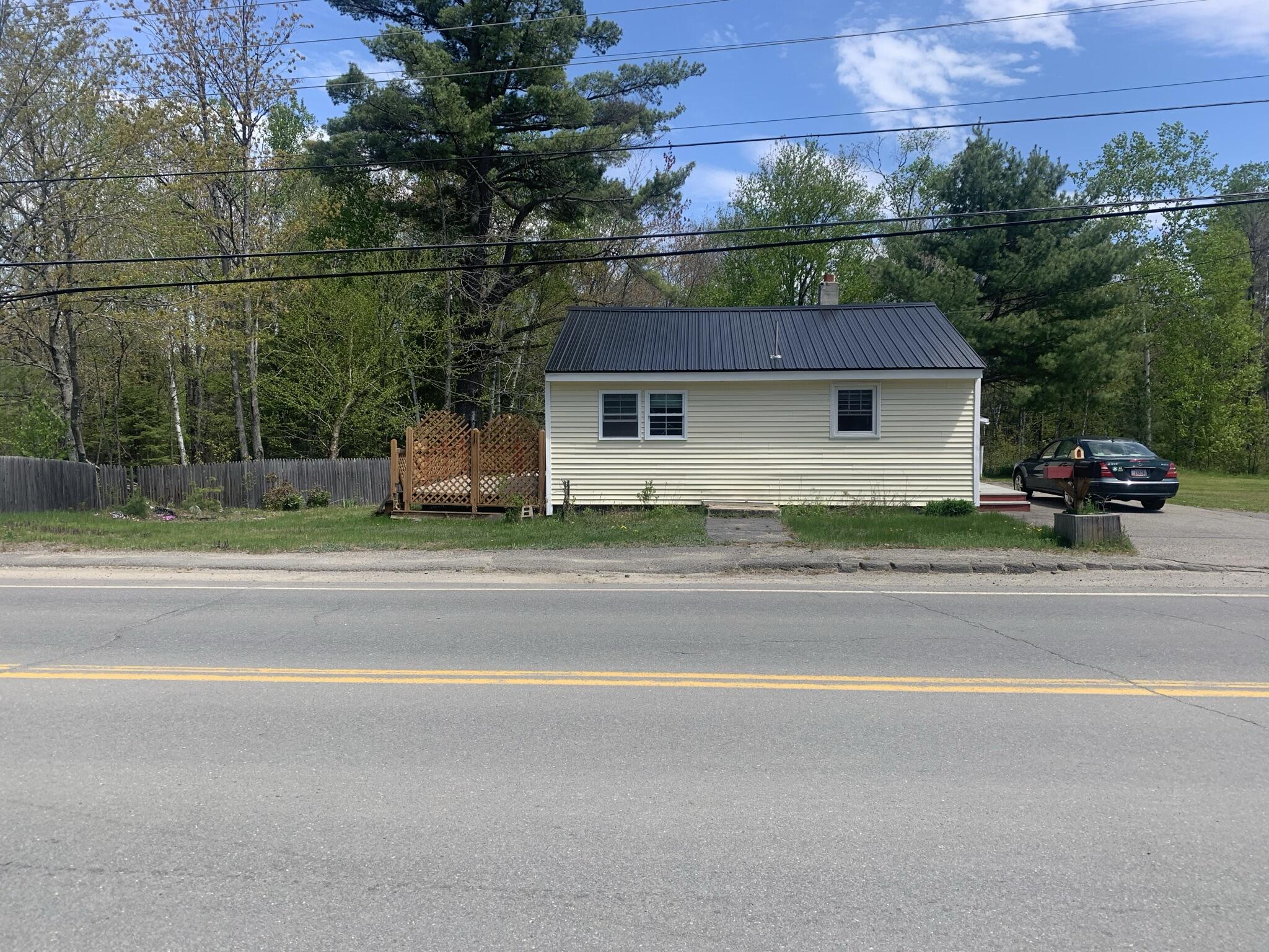 263 Bates Street Millinocket, ME 04462 - Photo 2 of 22 BF99A88D-9610-4CDF-A000-7C31E03B06E3