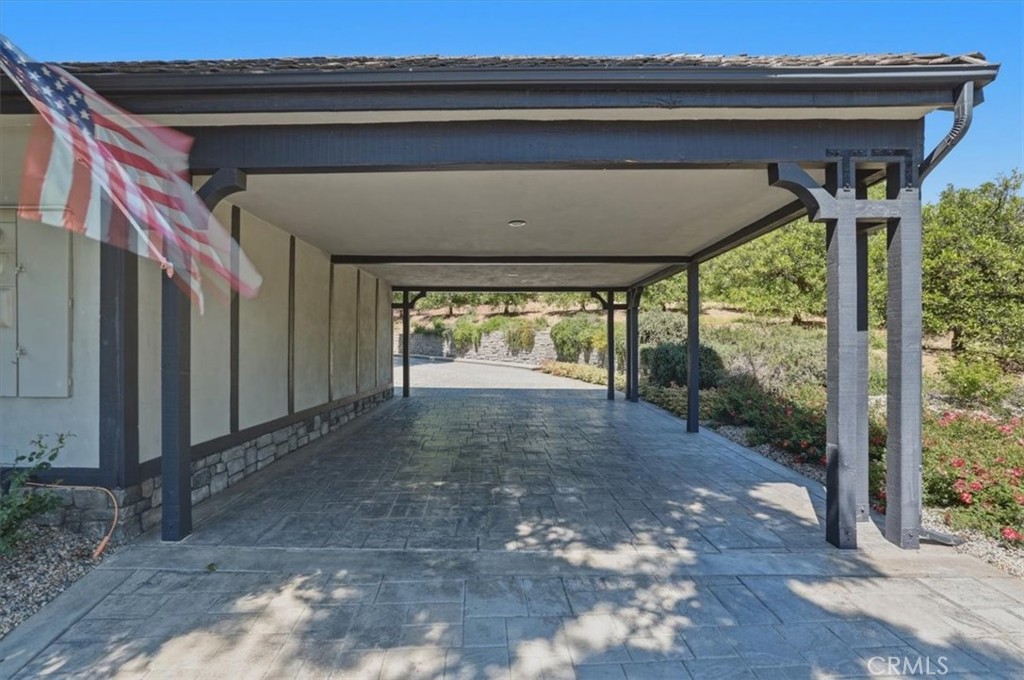 2445 Rolling Ridge Road Riverside, CA 92506 - Photo 12 of 75