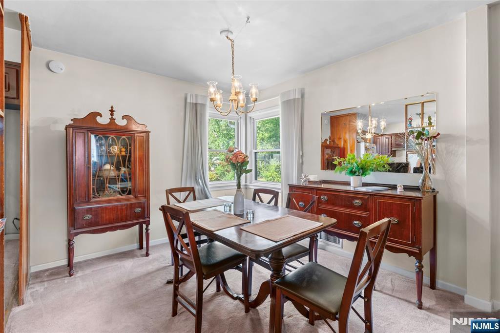 257 Hamilton Road Teaneck, NJ 07666 - Photo 8 of 31 Gallery Image 8