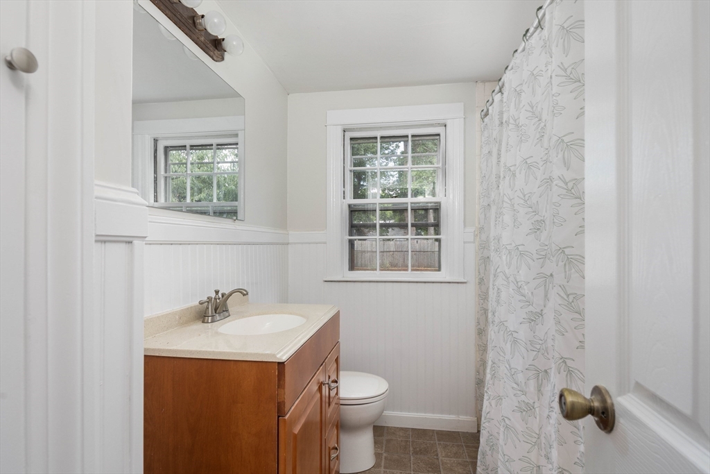 38 Mandalay Road Weymouth, MA 02190 - Photo 11 of 21 Gallery Image 11