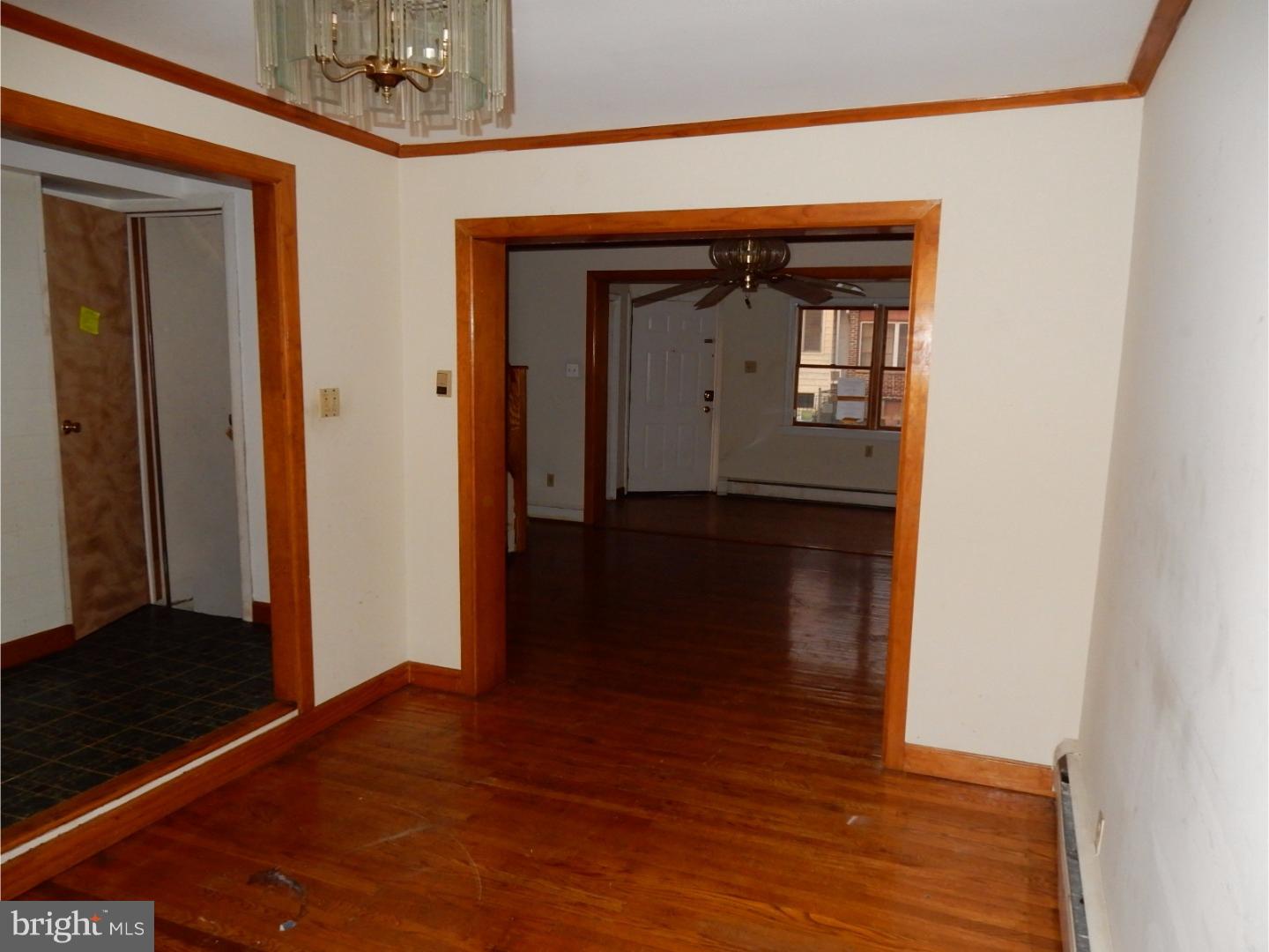 557 Millbank Road Upper Darby, PA 19082 - Photo 6 of 19 Dining Room