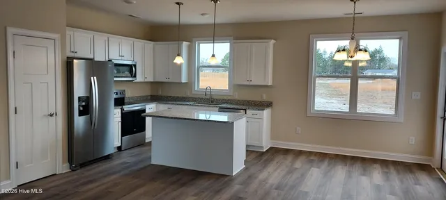 $309,000 | 639 Bright Harvest Drive, Maysville, NC 28555