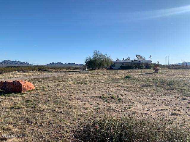 65942 Lindsey Road Salome, AZ 85348 - Photo 2 of 15 FRONT FROM STREET