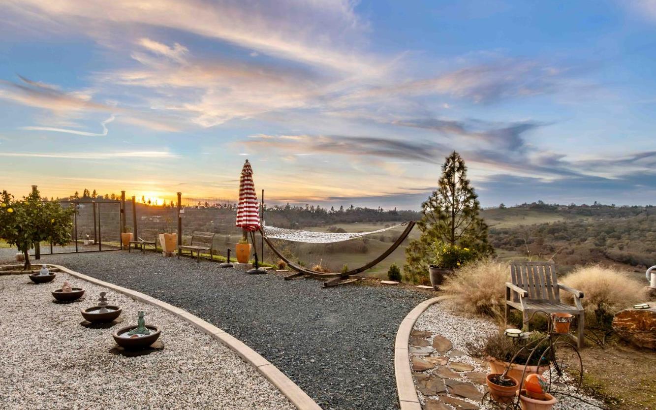 5390 Lost Creek Road Shingle Springs, CA 95682 - Photo 49 of 81 Side yard access, and a great place to relax.