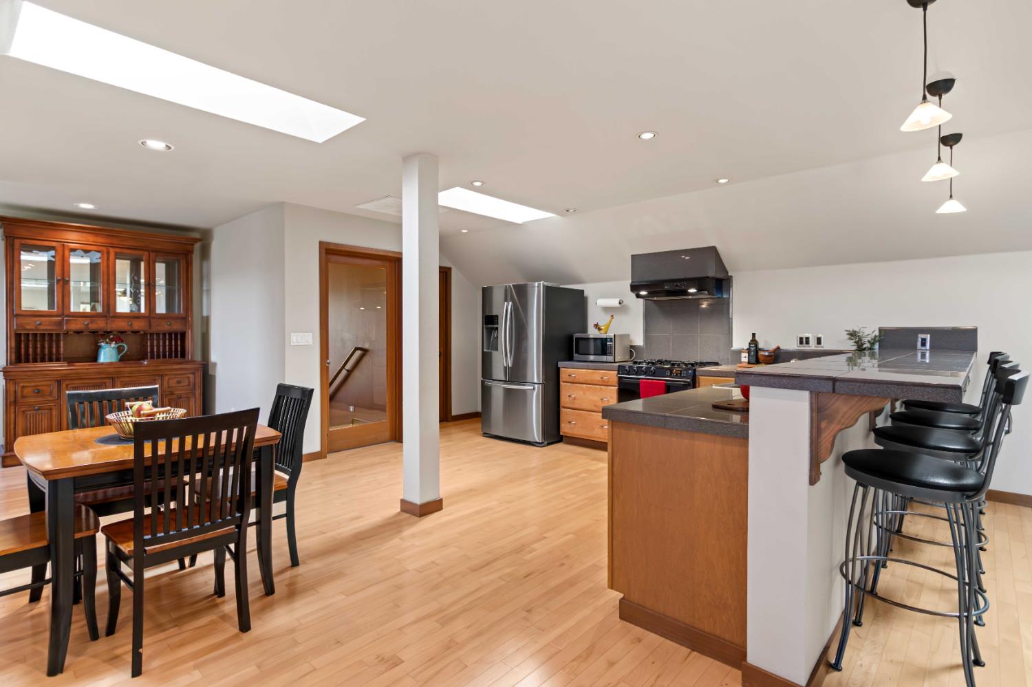 5390 Lost Creek Road Shingle Springs, CA 95682 - Photo 65 of 81 Dining bar comfortably seats 4.