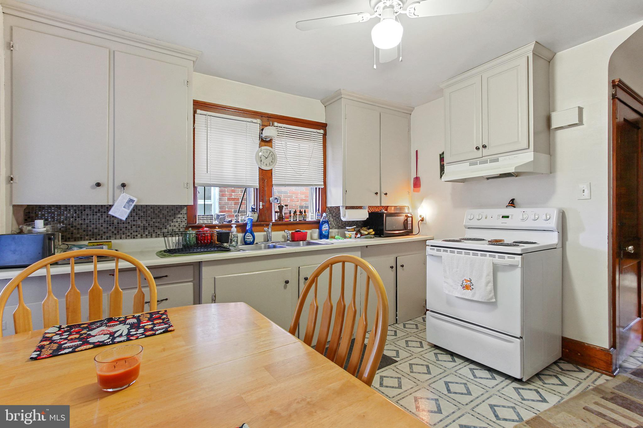 406 Fulton Street Hanover, PA 17331 - Photo 8 of 44 Gallery Image 8