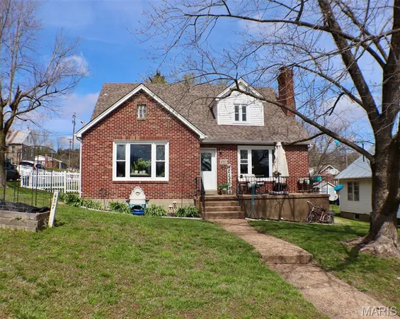 $395,000 | 437 West 8th Street, Hermann, MO 65041