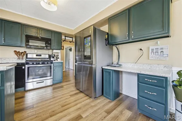 $395,000 | 437 West 8th Street, Hermann, MO 65041