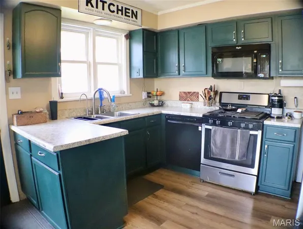 $395,000 | 437 West 8th Street, Hermann, MO 65041