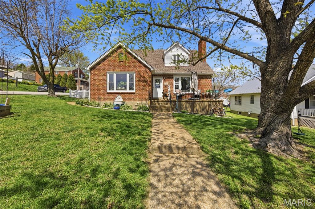 437 West 8th Street Hermann, MO 65041 - Photo 3 of 56