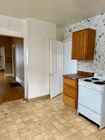 $127,500 | 1312 North 11th Street, Superior, WI 54880
