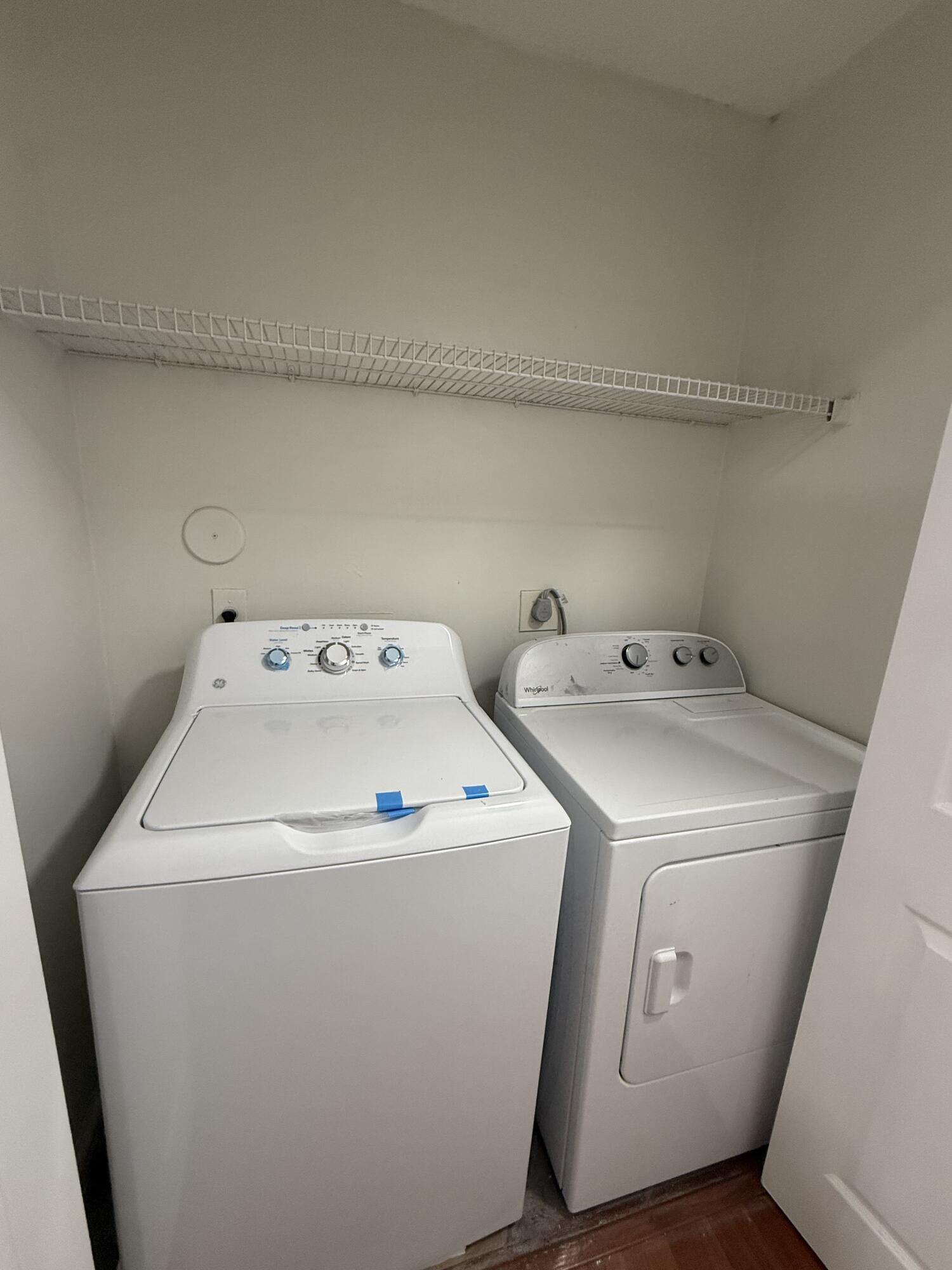 4341 West McNab Road, Unit 22 Pompano Beach, FL 33069 - Photo 7 of 27 Washer/Dryer