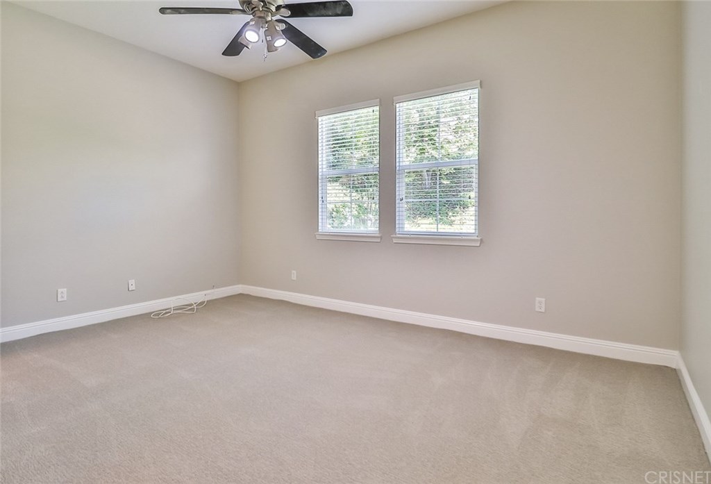 2948 Milestone Avenue Simi Valley, CA 93065 - Photo 29 of 70