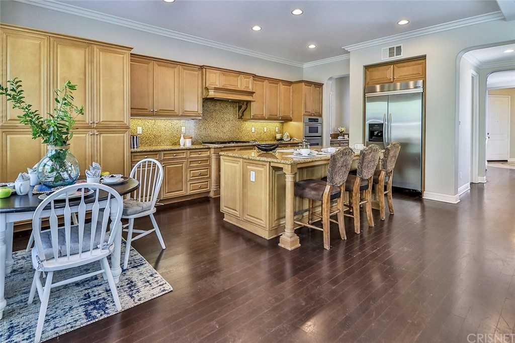 2948 Milestone Avenue Simi Valley, CA 93065 - Photo 6 of 70