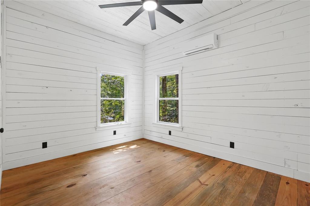 129 North Fern Cove Road Sautee Nacoochee, GA 30571 - Photo 16 of 36