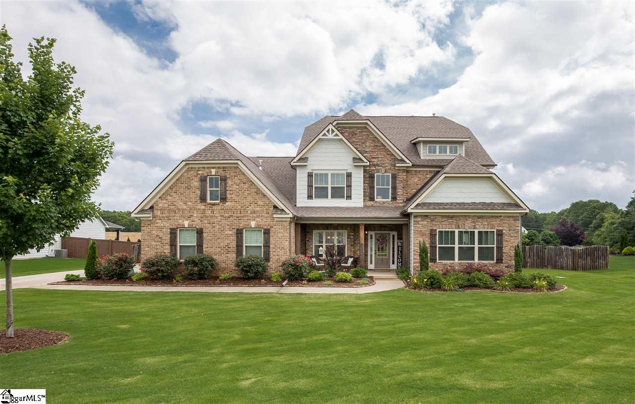 201 Angeline Way Simpsonville, SC 29681 - Photo 1 of 34 Gallery Image 1