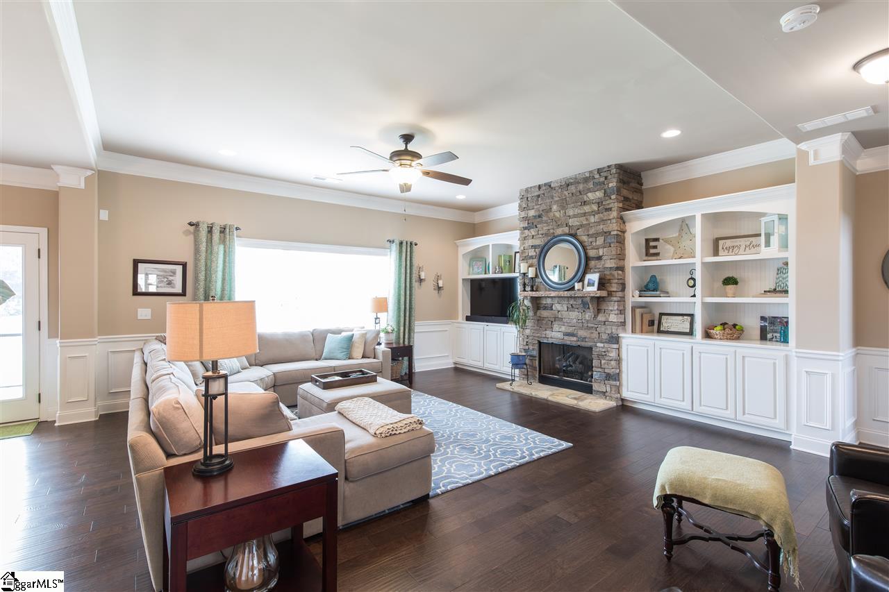 201 Angeline Way Simpsonville, SC 29681 - Photo 6 of 34 Gallery Image 6