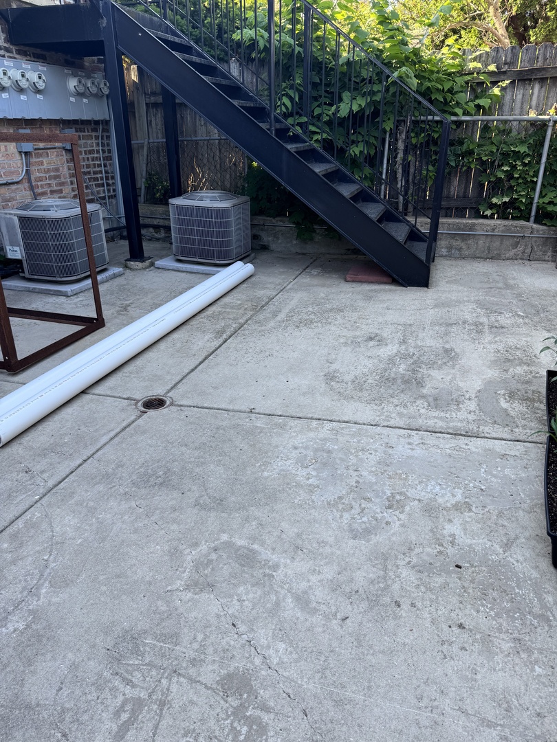 3145 South May Street, Unit 1F Chicago, IL 60608 - Photo 10 of 11