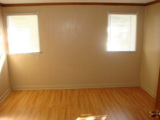 102 Spring Grove Avenue Salem, IN 47167 - Photo 8 of 8 Gallery Image 8