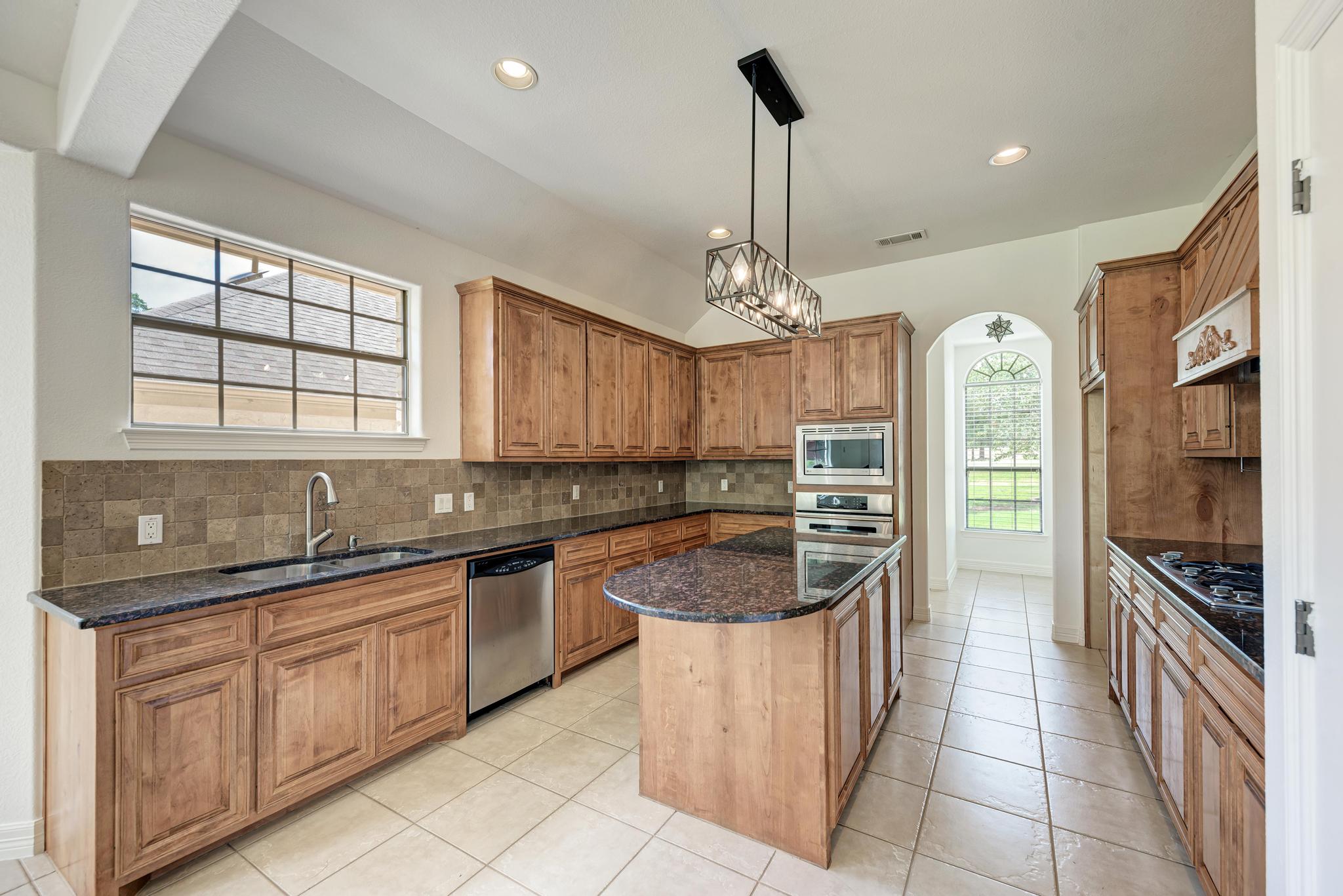 1238 Little Bear Road Buda, TX 78610 - Photo 17 of 40