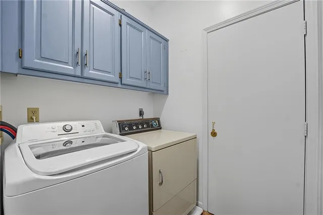 $285,000 | 8218 Northwest Bradford Court, Kansas City, MO 64151