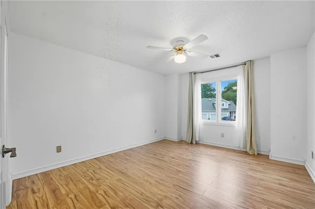 $285,000 | 8218 Northwest Bradford Court, Kansas City, MO 64151