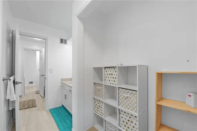 $285,000 | 8218 Northwest Bradford Court, Kansas City, MO 64151