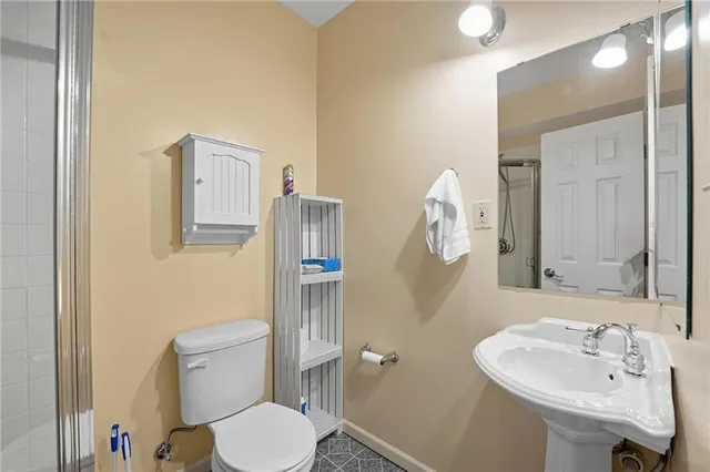 $285,000 | 8218 Northwest Bradford Court, Kansas City, MO 64151