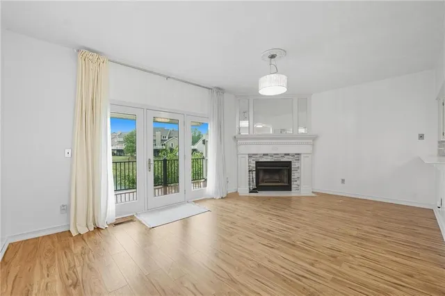 $285,000 | 8218 Northwest Bradford Court, Kansas City, MO 64151