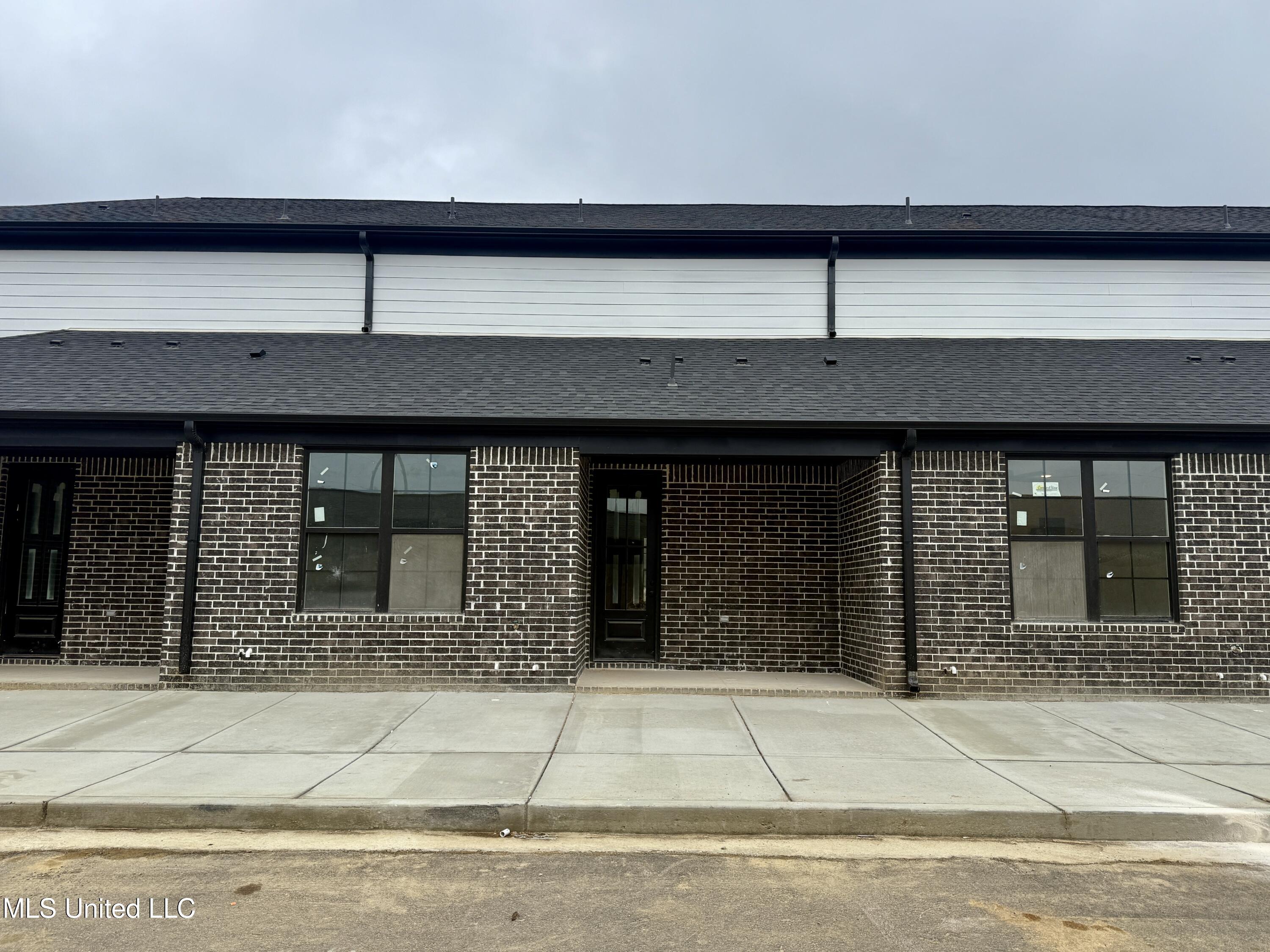 709 Bolivar Drive Nesbit, MS 38651 - Photo 28 of 30 Townhome