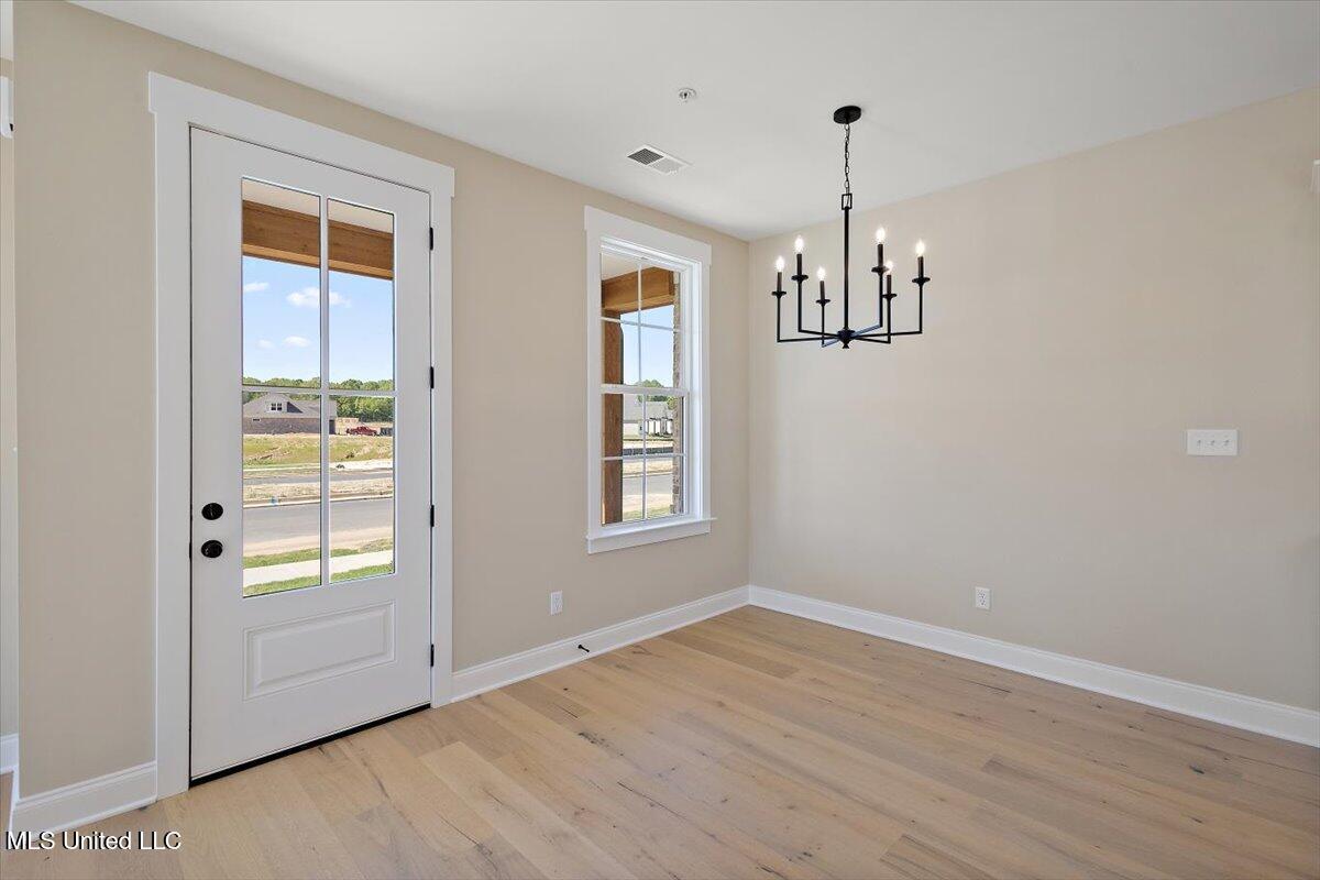 709 Bolivar Drive Nesbit, MS 38651 - Photo 7 of 30 Townhome