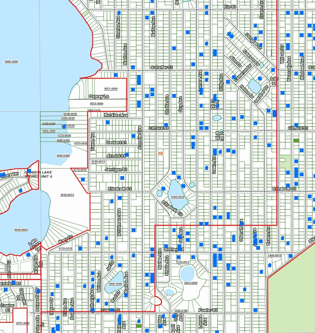 0 Maltas Avenue Interlachen, FL 32148 - Photo 3 of 6 a bathroom with a sink toilet and shower curtain