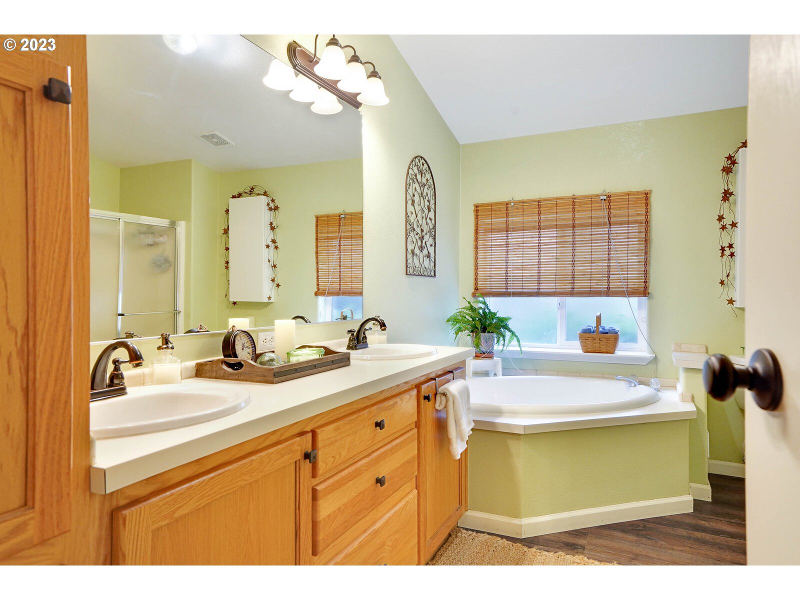 17511 South Abiqua Road Northeast Silverton, OR 97381 - Photo 16 of 47 Gallery Image 16
