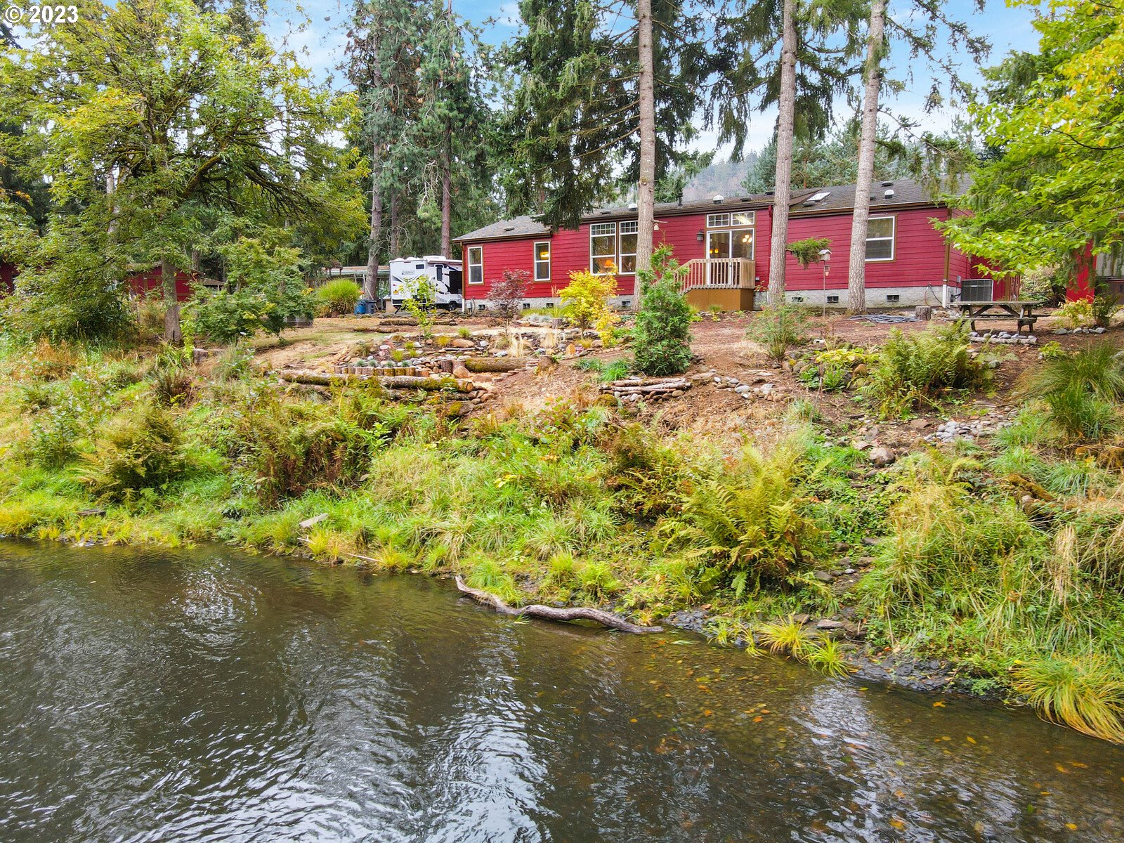 17511 South Abiqua Road Northeast Silverton, OR 97381 - Photo 42 of 47 Gallery Image 42