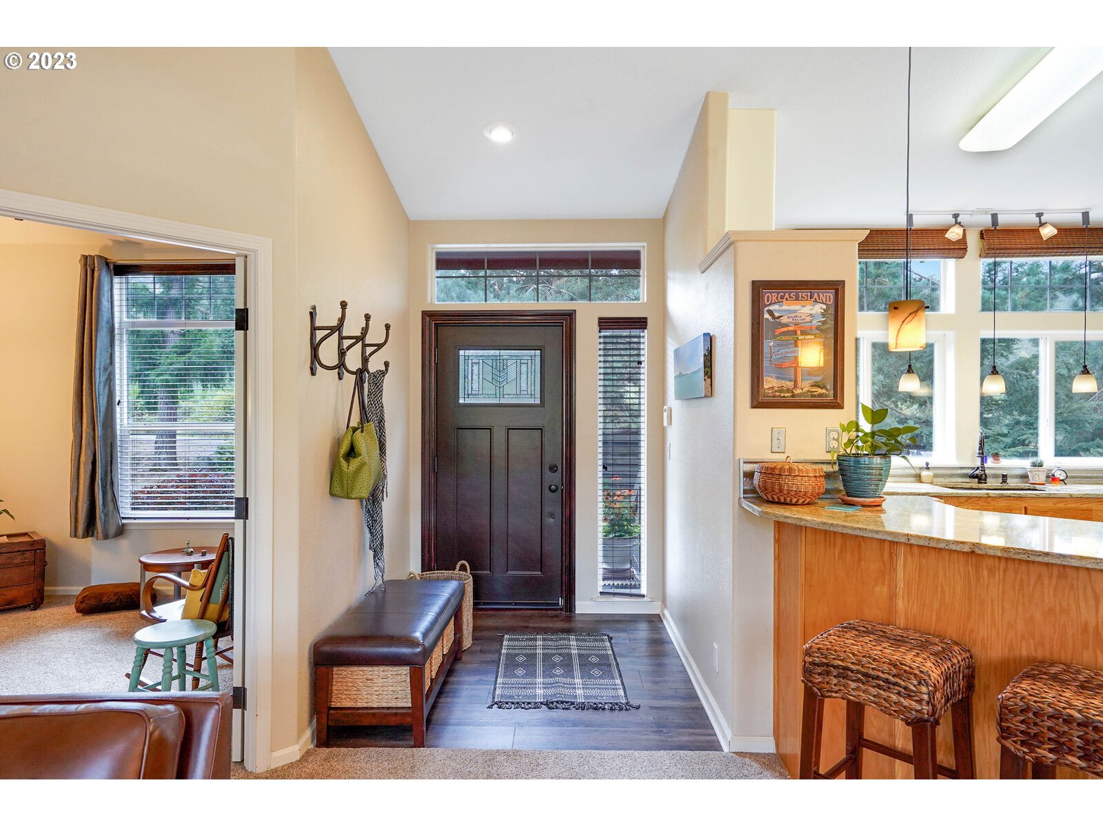 17511 South Abiqua Road Northeast Silverton, OR 97381 - Photo 5 of 47 Gallery Image 5