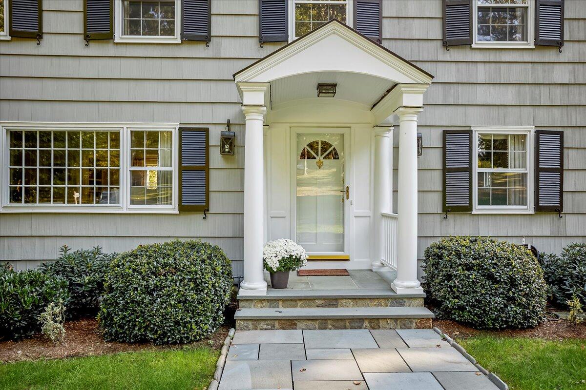 110 Ridge Acres Road Darien, CT 06820 - Photo 4 of 30 a front view of a house