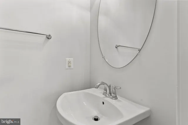 $3,150 | 45752 Winding Branch Terrace, Sterling, VA 20166