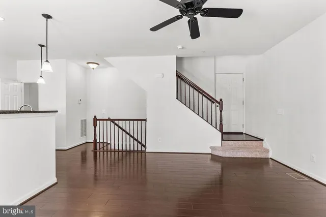 $3,150 | 45752 Winding Branch Terrace, Sterling, VA 20166