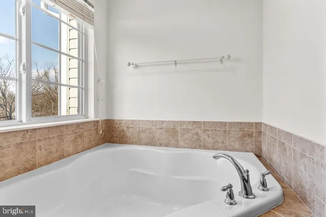 $3,150 | 45752 Winding Branch Terrace, Sterling, VA 20166