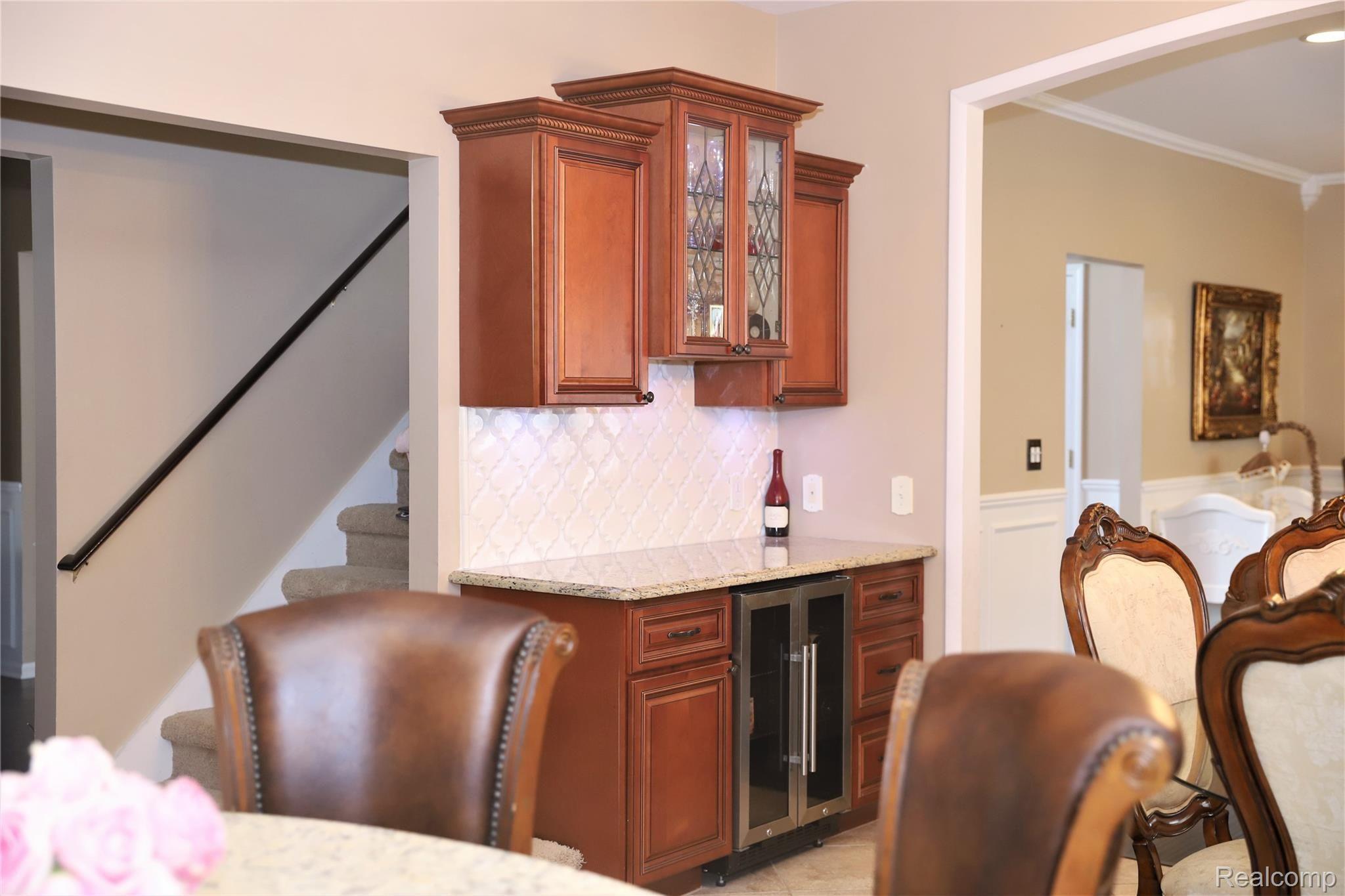 1795 Hawthorne Ridge Walled Lake, MI 48390 - Photo 12 of 27 5.JPG