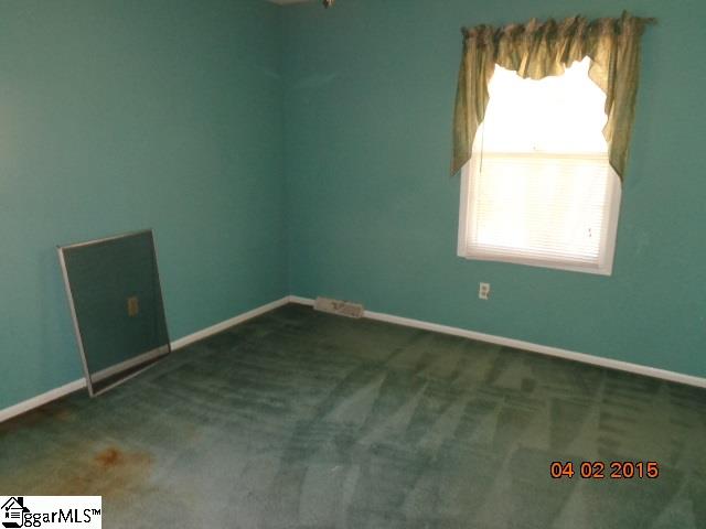 200 Plantation Road Seneca, SC 29672 - Photo 11 of 22 Gallery Image 11