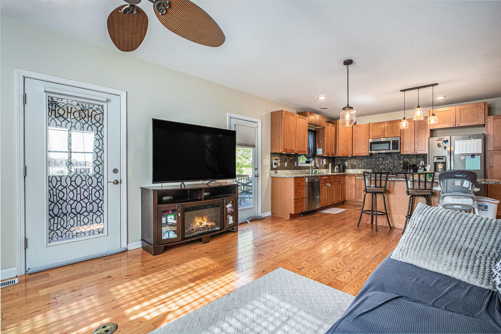 111 Reed Street Cassopolis, MI 49031 - Photo 5 of 25 img_3761_980