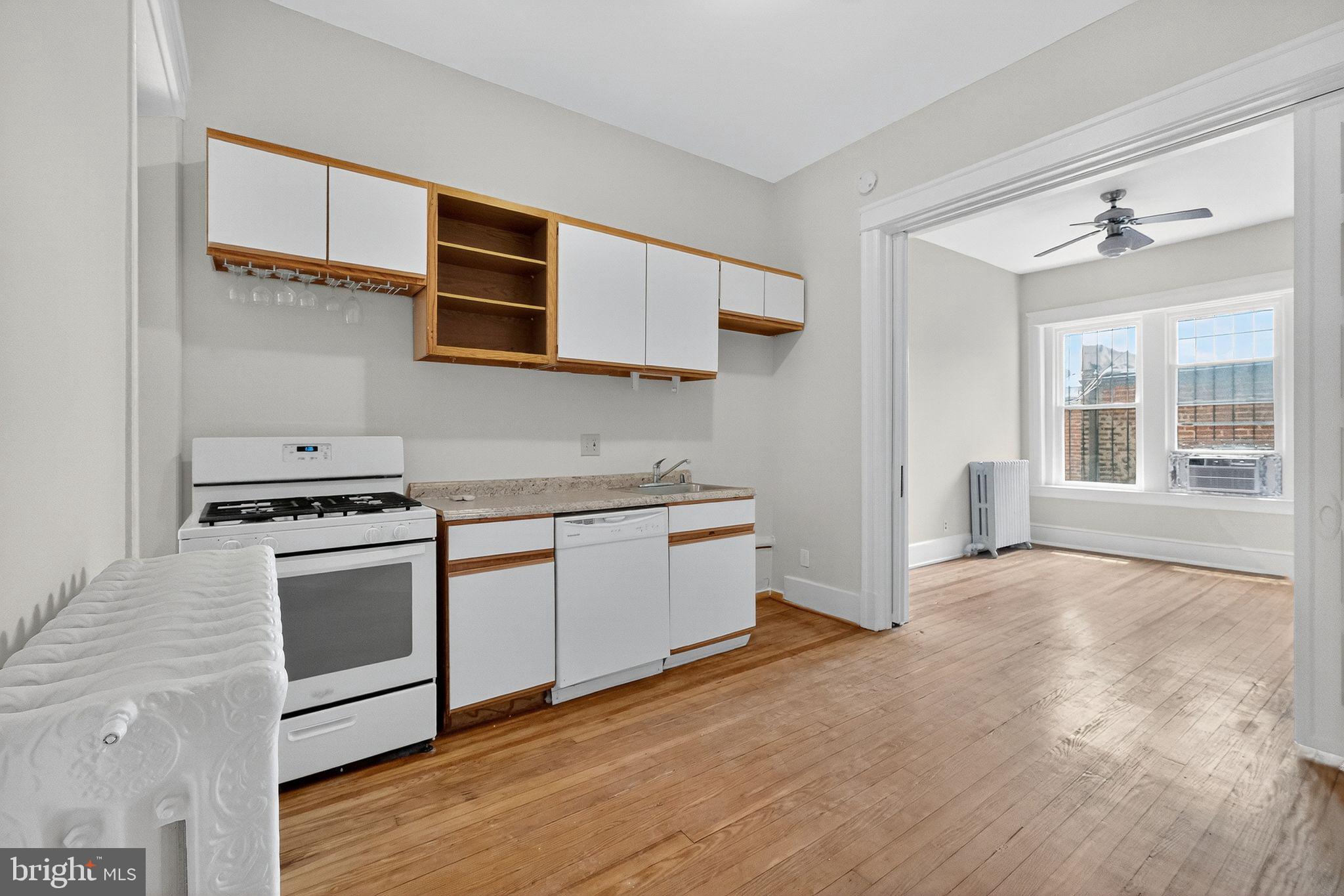 1664 Park Road Northwest Washington, DC 20010 - Photo 5 of 44 Gallery Image 5