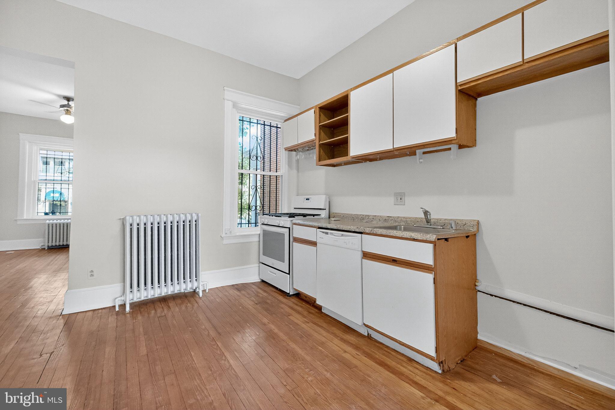 1664 Park Road Northwest Washington, DC 20010 - Photo 6 of 44 Gallery Image 6