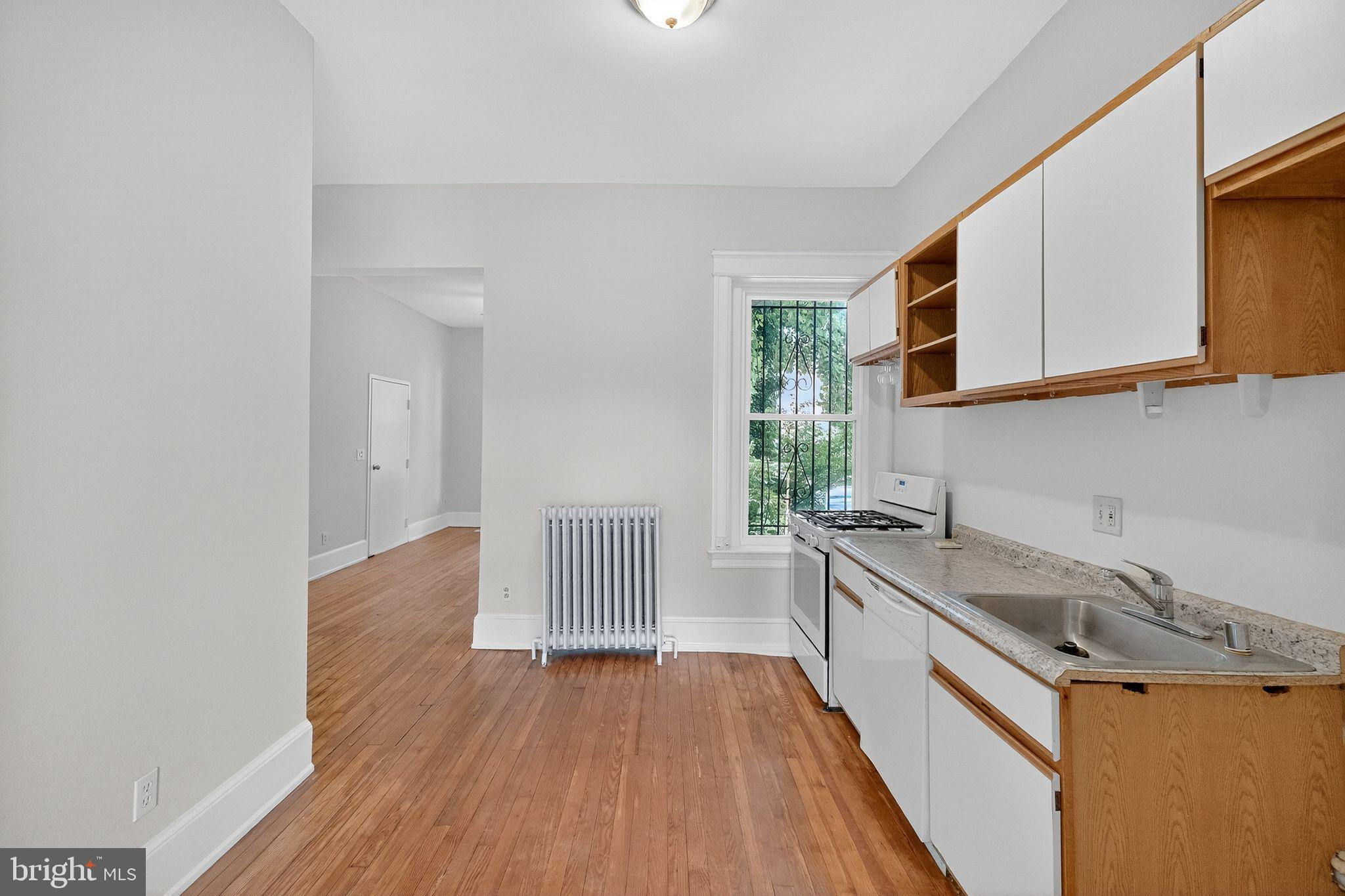 1664 Park Road Northwest Washington, DC 20010 - Photo 7 of 44 Gallery Image 7
