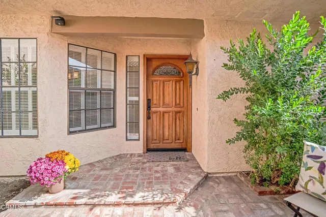 $649,000 | 945 McHugh Court, Ventura, CA 93003