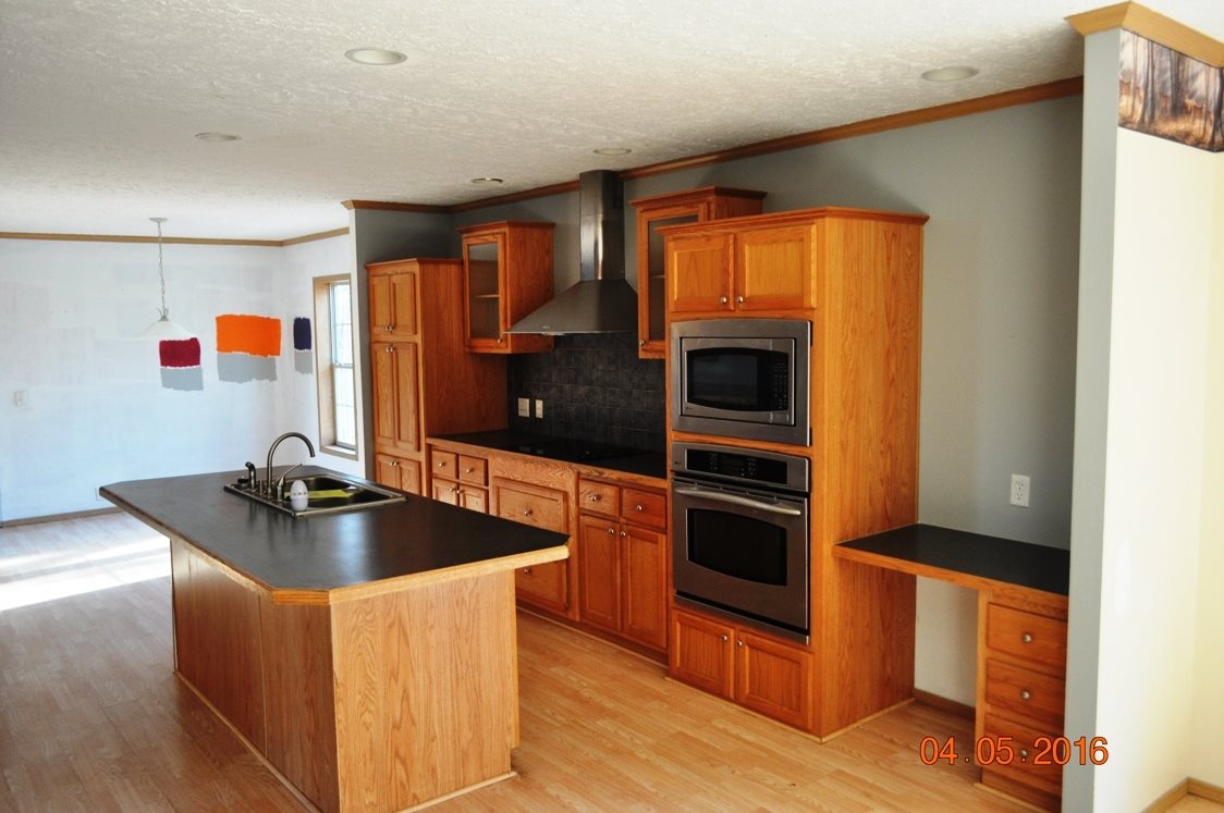 5575 North Chippewa Road Coleman, MI 48618 - Photo 7 of 28 1813615-7.JPG