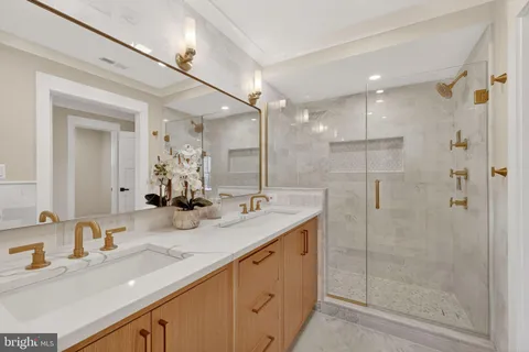 $1,999,950 | 4121 Military Road Northwest, Washington, DC 20015