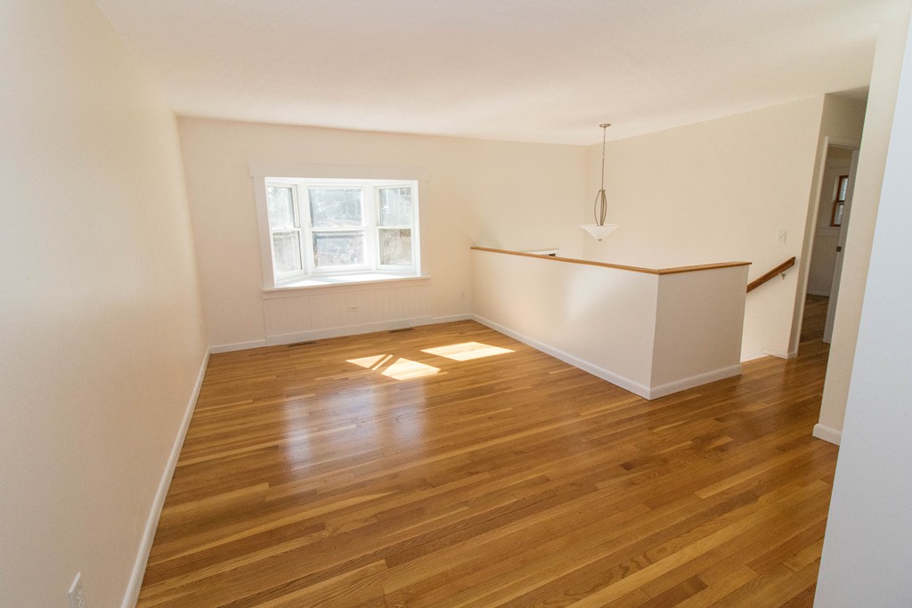 75 Esta Road Plymouth, MA 02360 - Photo 5 of 18 Gallery Image 5